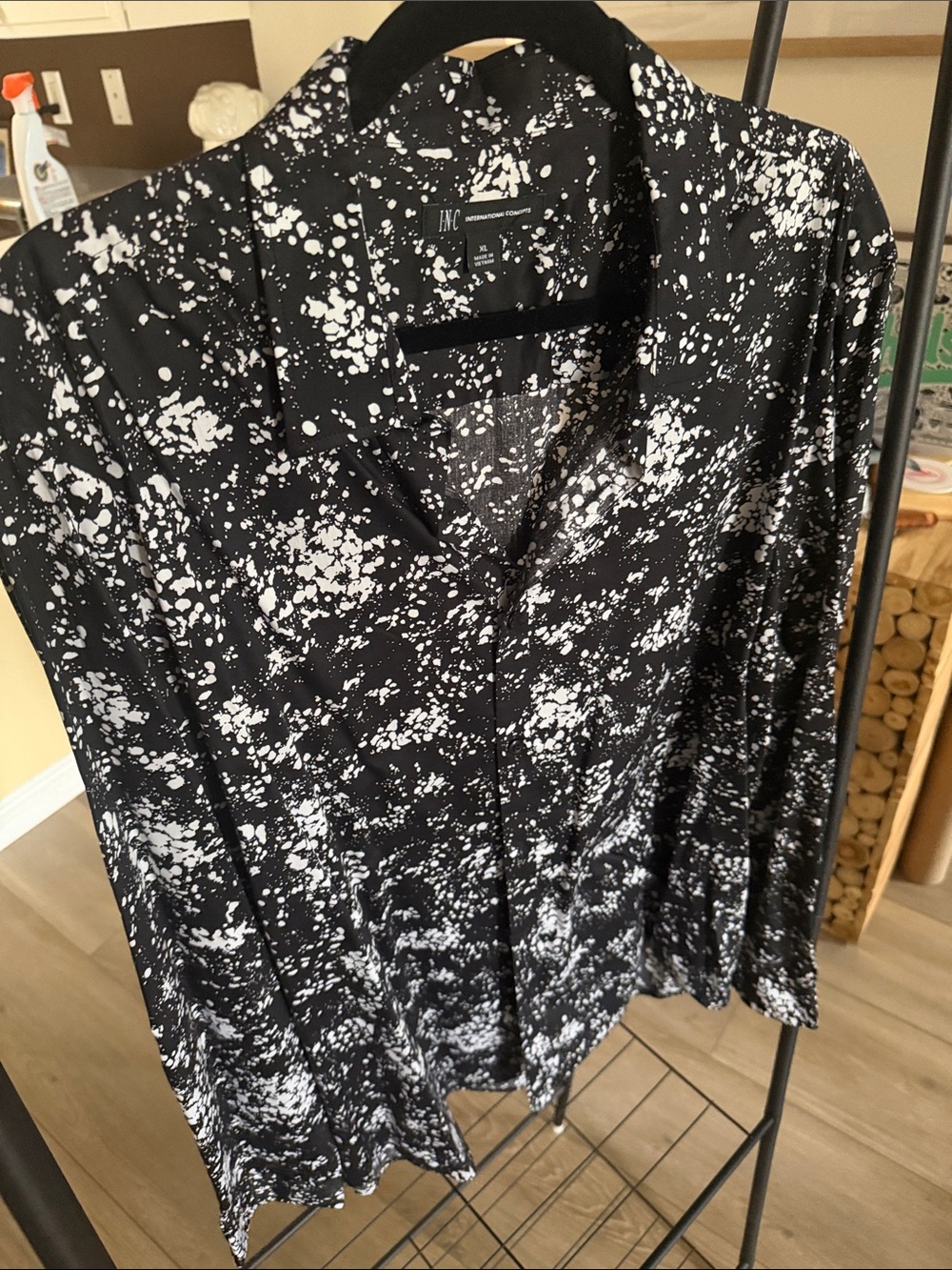 INC International Concepts Black White Abstract Print Long Sleeve Button NWT - Picture 4 of 5